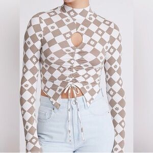 PacSun PAC Cares Long Sleeve Mock Neck Cinch Crop Top Geometric Design Size XS